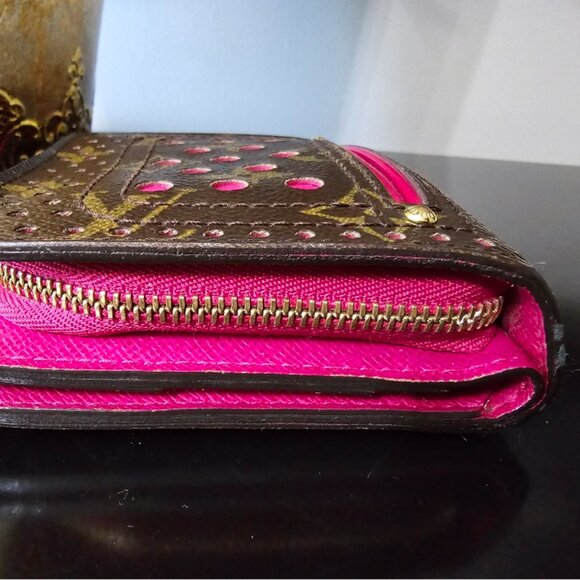 PRISTINE  RARE Limited Edition Authentic Louis Vuitton Perforated Wallet - Picture 6 of 13